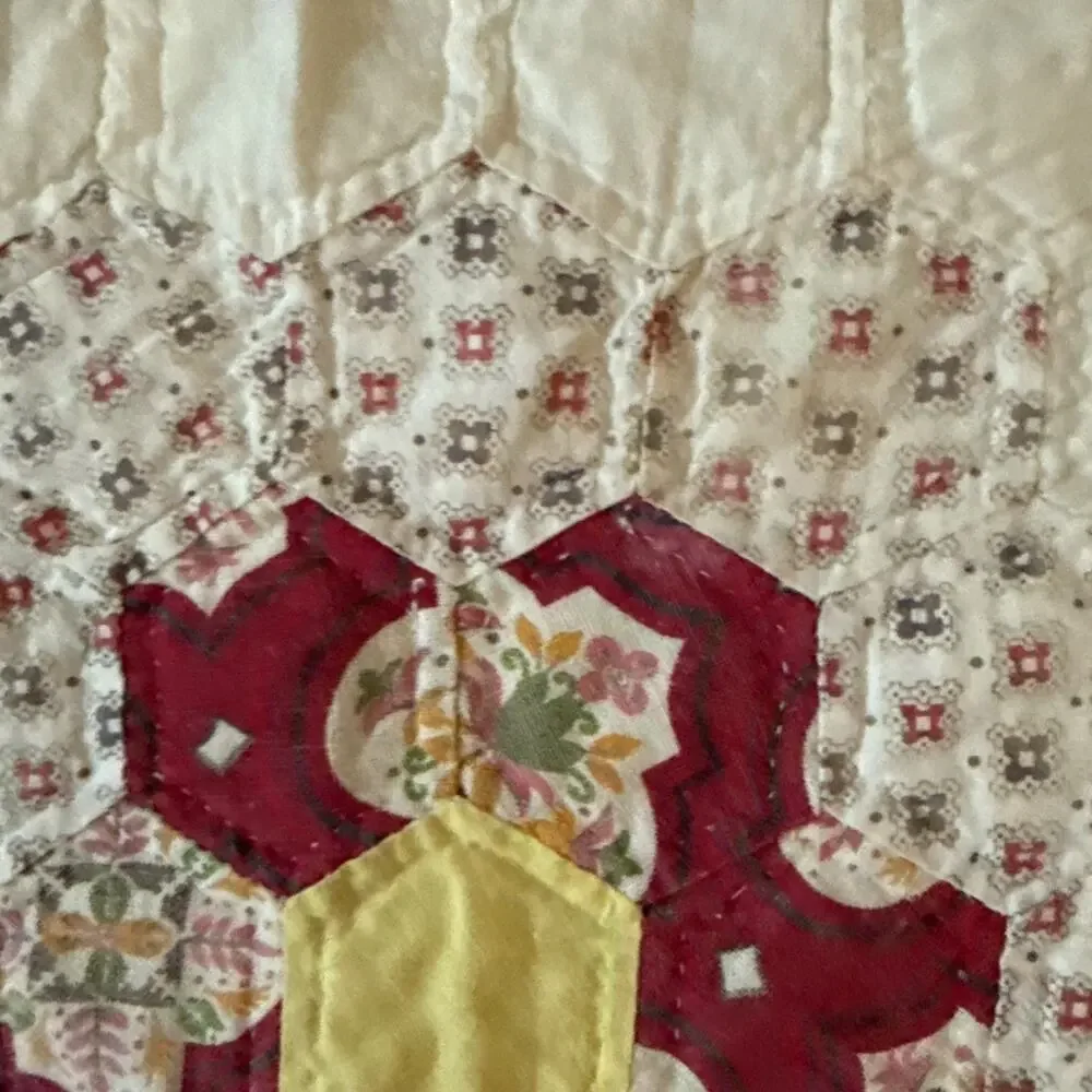 Vintage Beautiful Grandma's Flower Garden Quilt Feed Sack Fabrics 95 By 77”